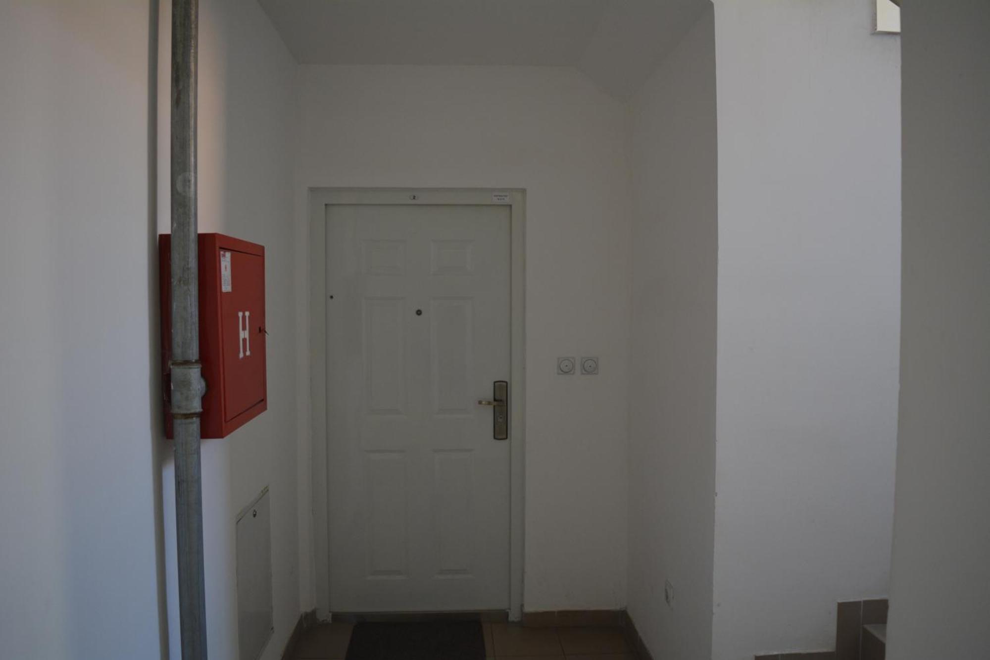 Apartman ピロト エクステリア 写真