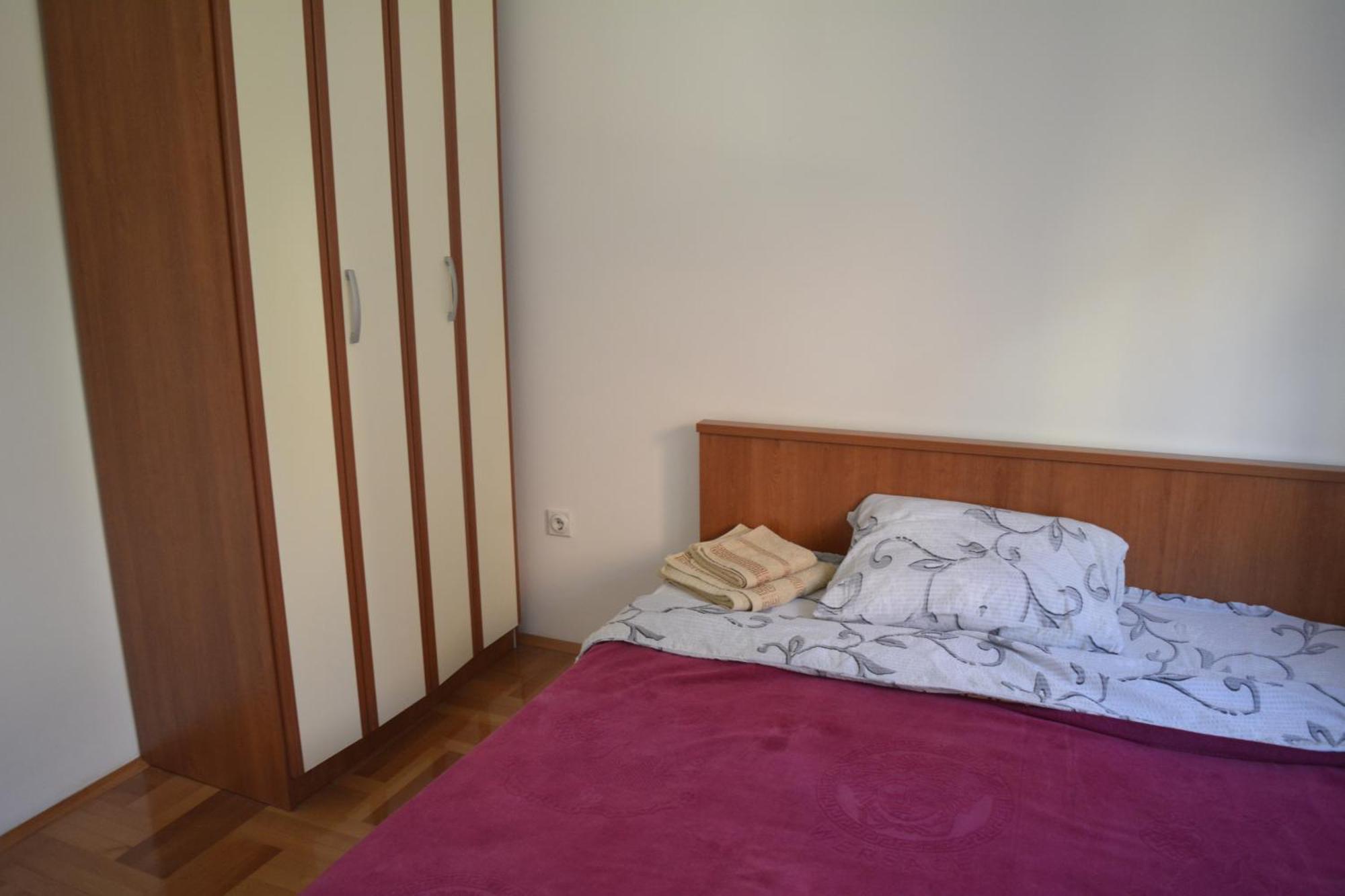Apartman ピロト エクステリア 写真